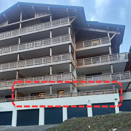 Ski-in Ski-out Mountain View With Balcony Apartmán *